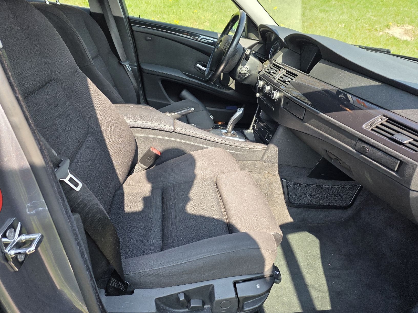BMW Autos: Bmw 525i Turing Steptronic – Gebraucht aus Oetwil am See von Huk_6w86 8
