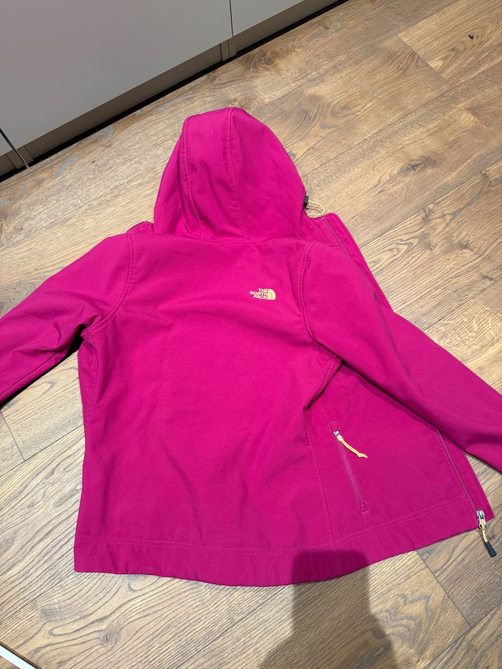 North Face Giacche: Softshelljacke pink (The North Face) – Usato da Rorschach venduto da Chbreiti 5
