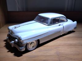 Modellauto Fifties Japan Cadillac 1/18