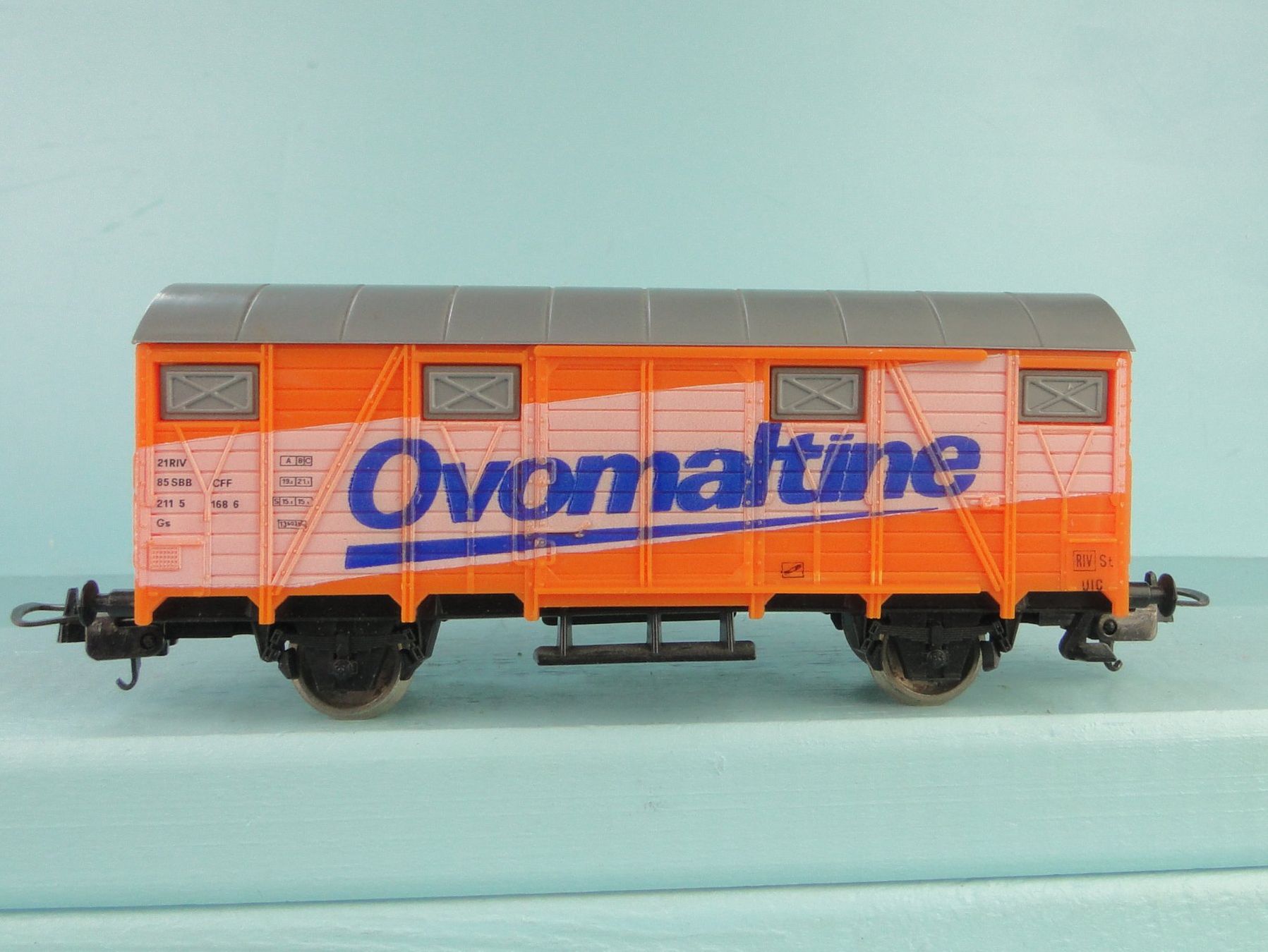 Lima Modellini di ferrovie: LIMA H0 SBB Ovomalrine – Usato da Bülach venduto da cann11 1