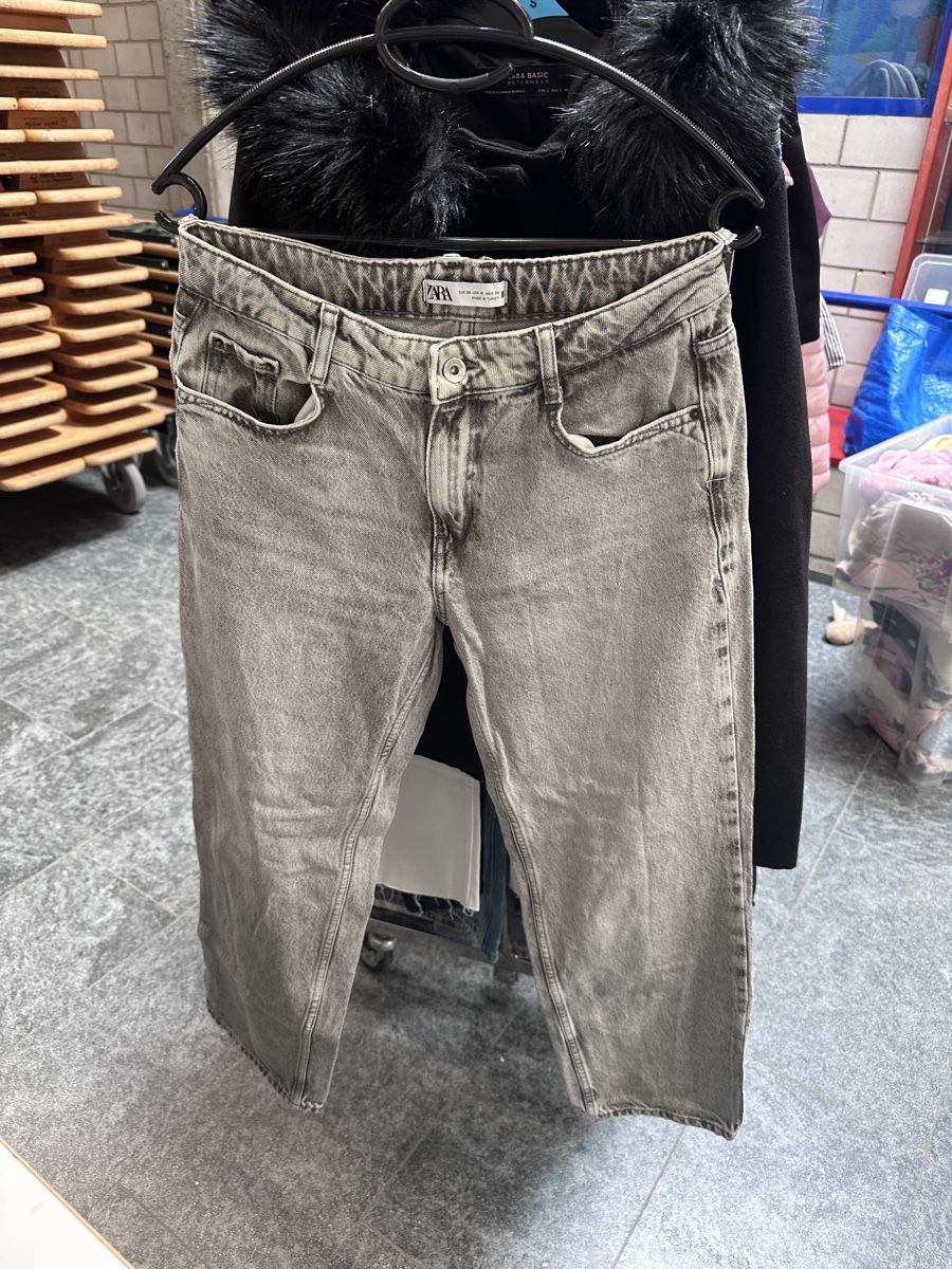 Zara Jeans: Zara Jeans – Neu (gemäss Beschreibung) aus Ebikon von amaxandx 8