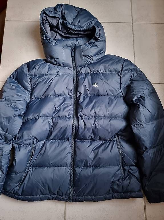 Jacken: Giacca piumino Calvin Klein – Neu und originalverpackt aus Bellinzona von mir_sbp8 2