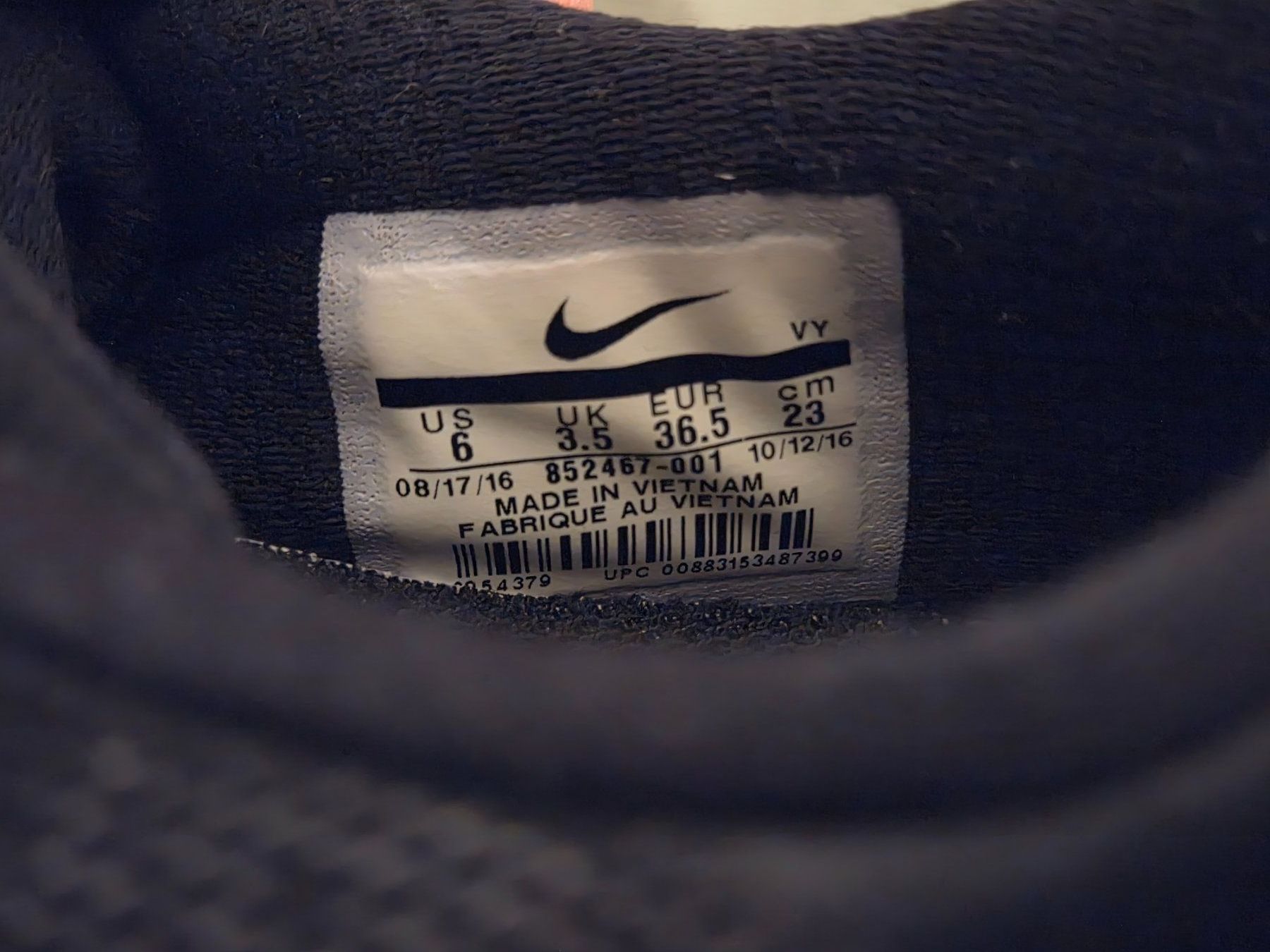 Nike Damenschuhe: Nike Flex Supreme TR5 Training Schuhe, Grösse 36.5, Schwarz – Gebraucht aus Schwerzenbach von BilboInSchwerzi 3