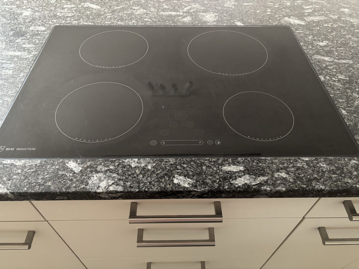 V-Zug Cucine complete: Kochinsel mit V-ZUG Geräten – Usato da Dottikon venduto da Guido240 1