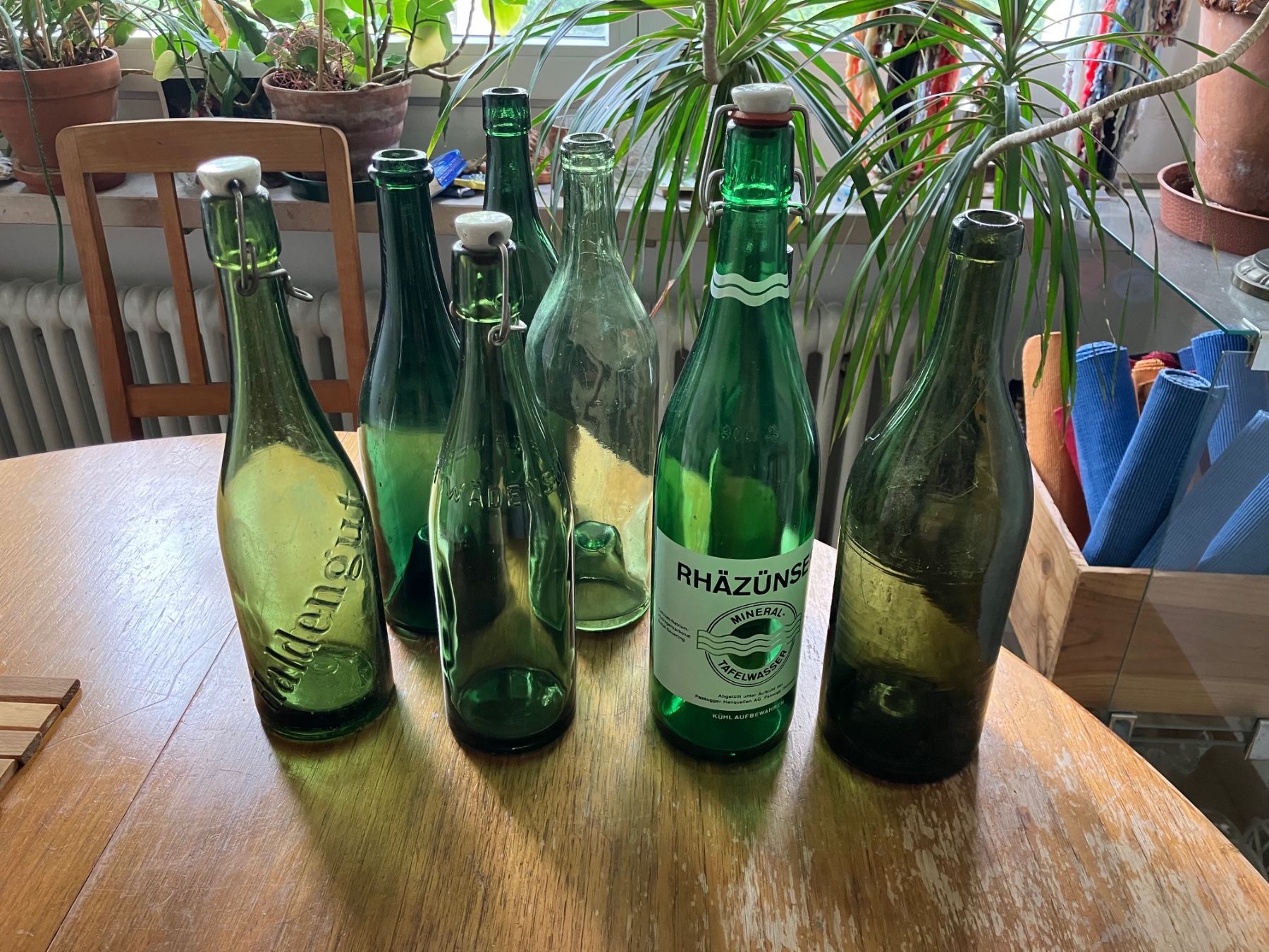 Flaschen: Alte Glasflaschen – Gebraucht aus Zürich von Sophierecords