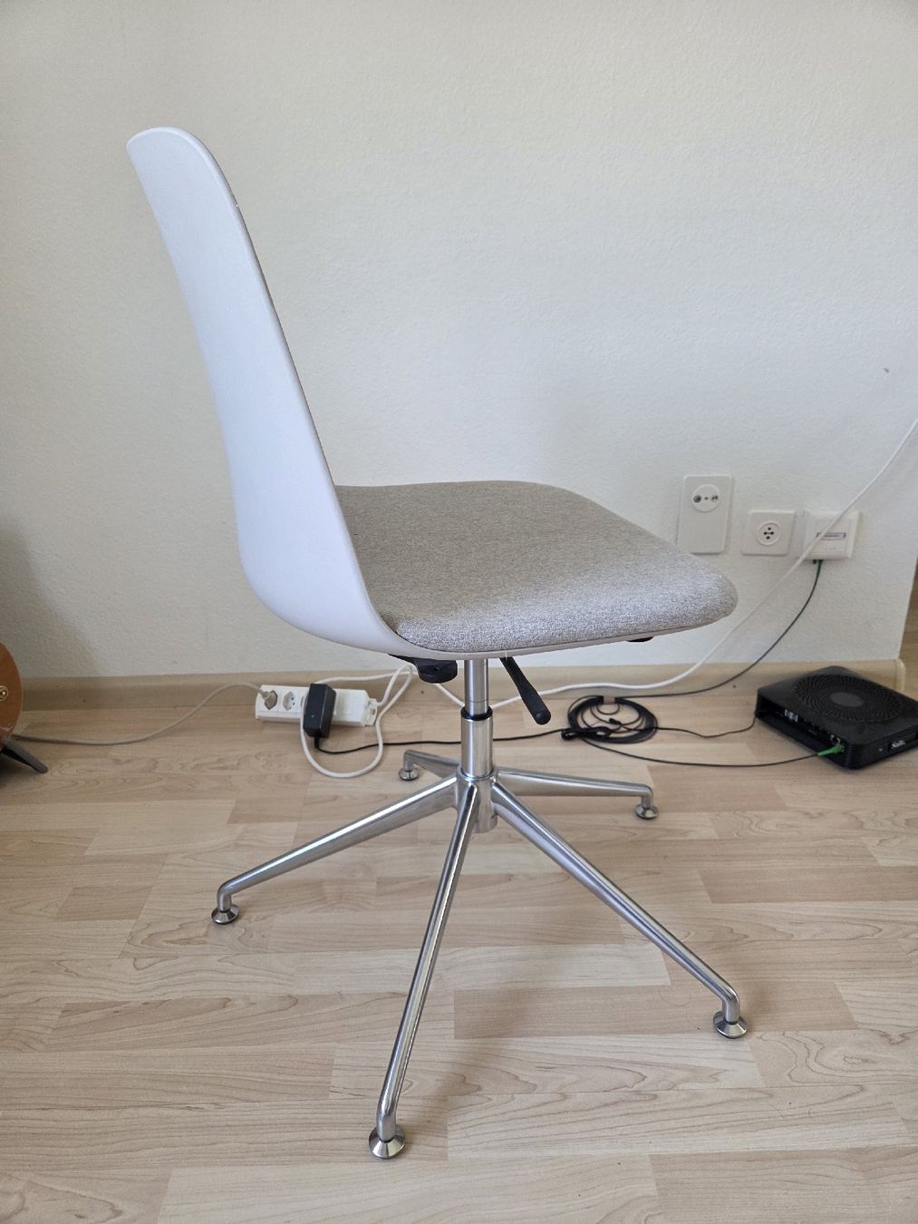 Micasa Stühle: Micasa MUSK Bürostuhl – Neu (gemäss Beschreibung) aus Basel von lat_ldx9 1