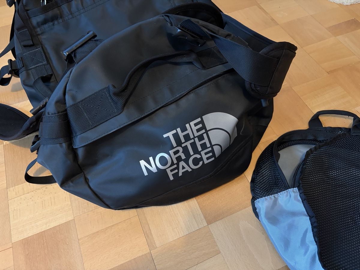 North Face Borse: North Face Duffel Bag Black Grösse S  – Nuovo (secondo la descrizione) da Bern venduto da a_la88 2