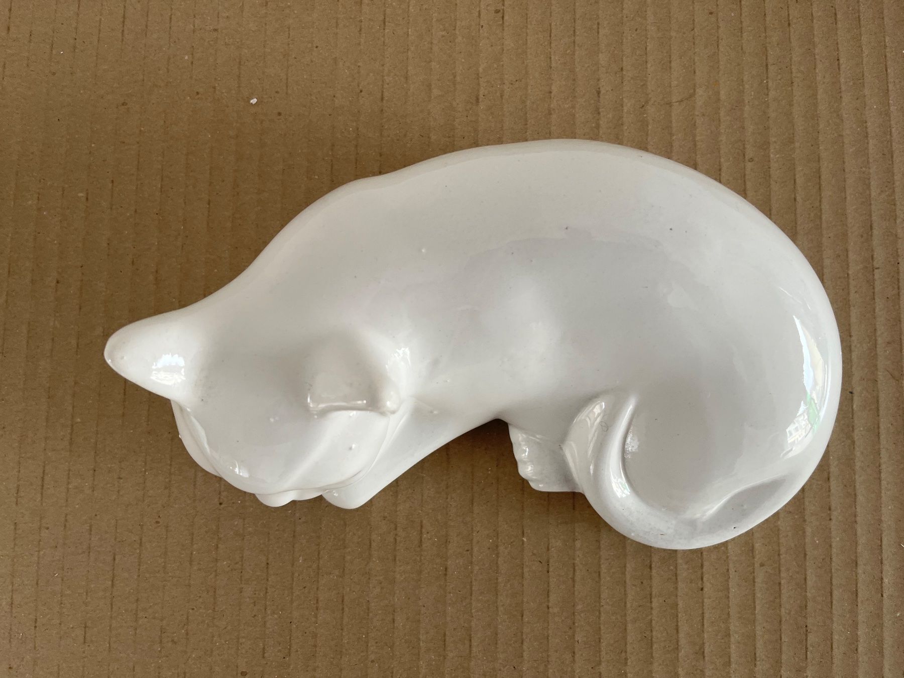 Figuren: Katze aus Keramik / weiss glasiert – Gebraucht aus Wetzikon ZH von seli03 3