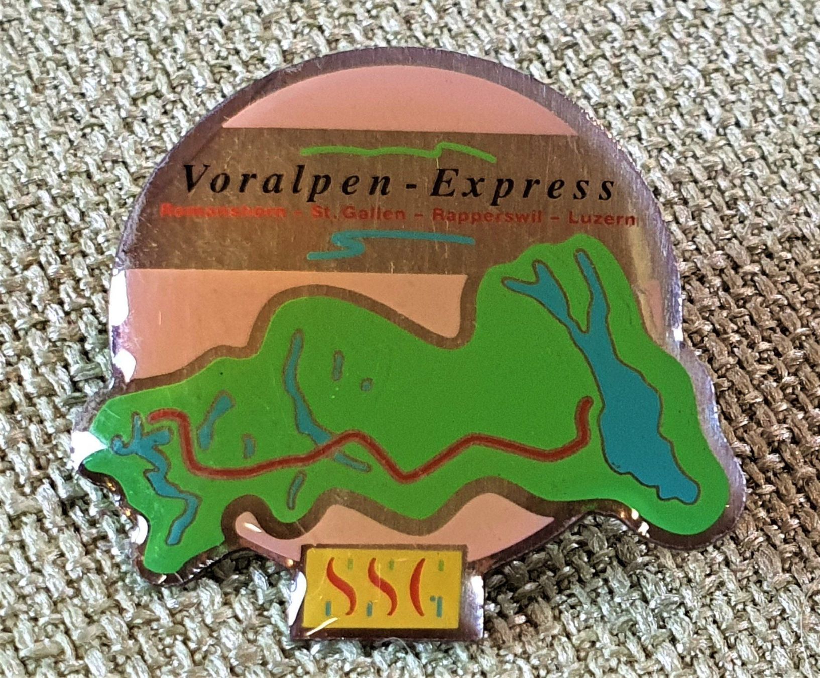 Placchette & Badge: C496 - Pin SSG SBB Voralpen Express CH – Usato da Reinach BL venduto da Boston-Verkauf