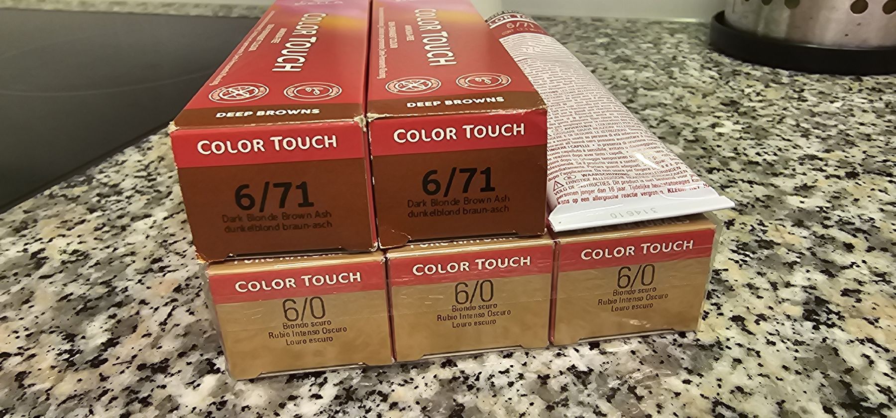 Färbemittel: Haare Farben – Neu und originalverpackt aus Egg b. Zürich von Majetta007 1