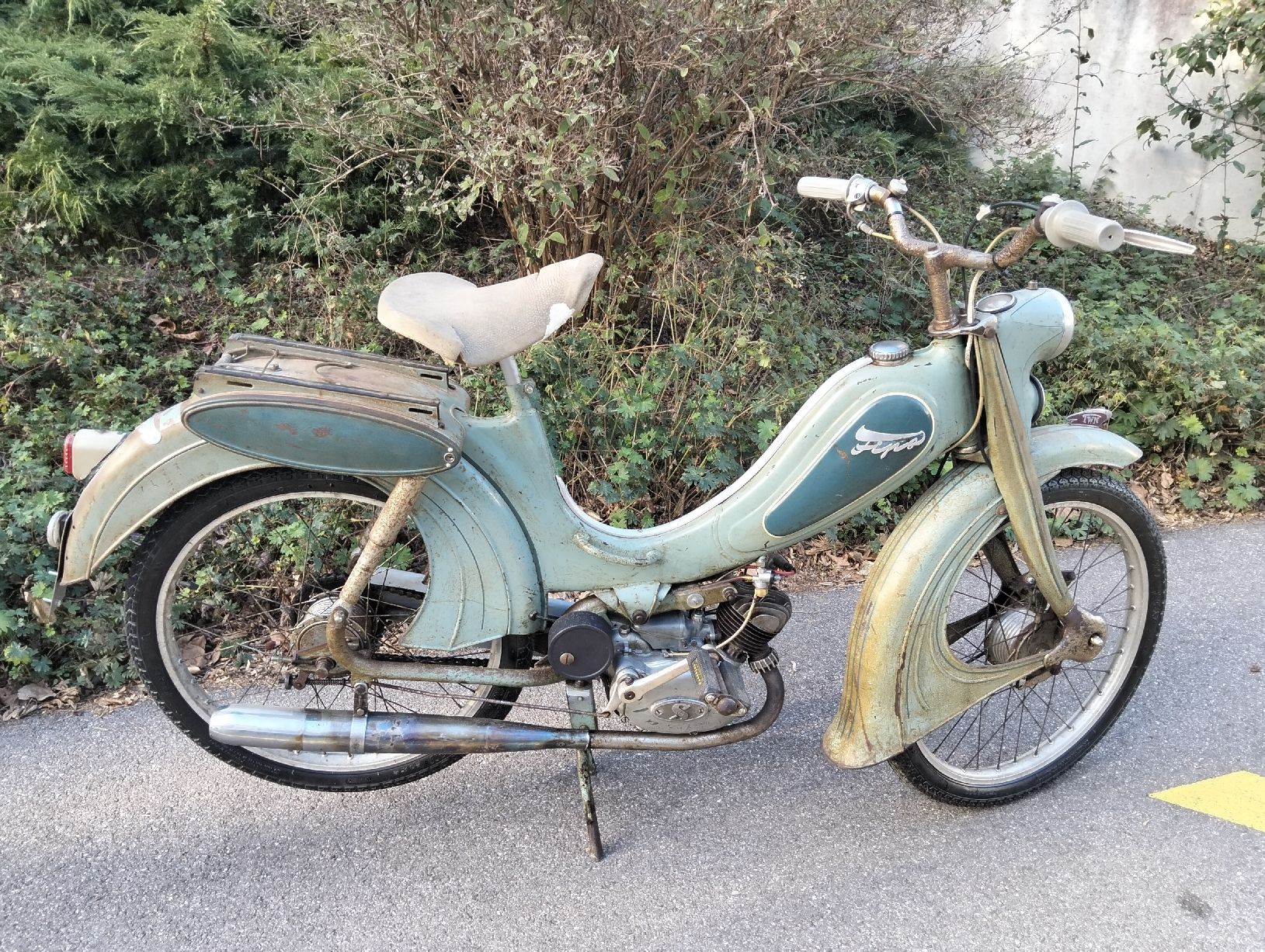 Sachs Ciclomotori: Triumph Fips Mofa mit Sachs Motor – Usato da Embrach venduto da Lotte2 2