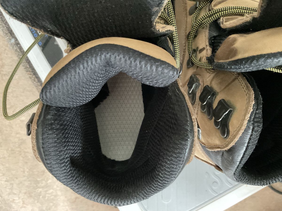 Raichle Scarpe da uomo: Wanderschuhe Raichle – Usato da Herisau venduto da eri_2tb5 3