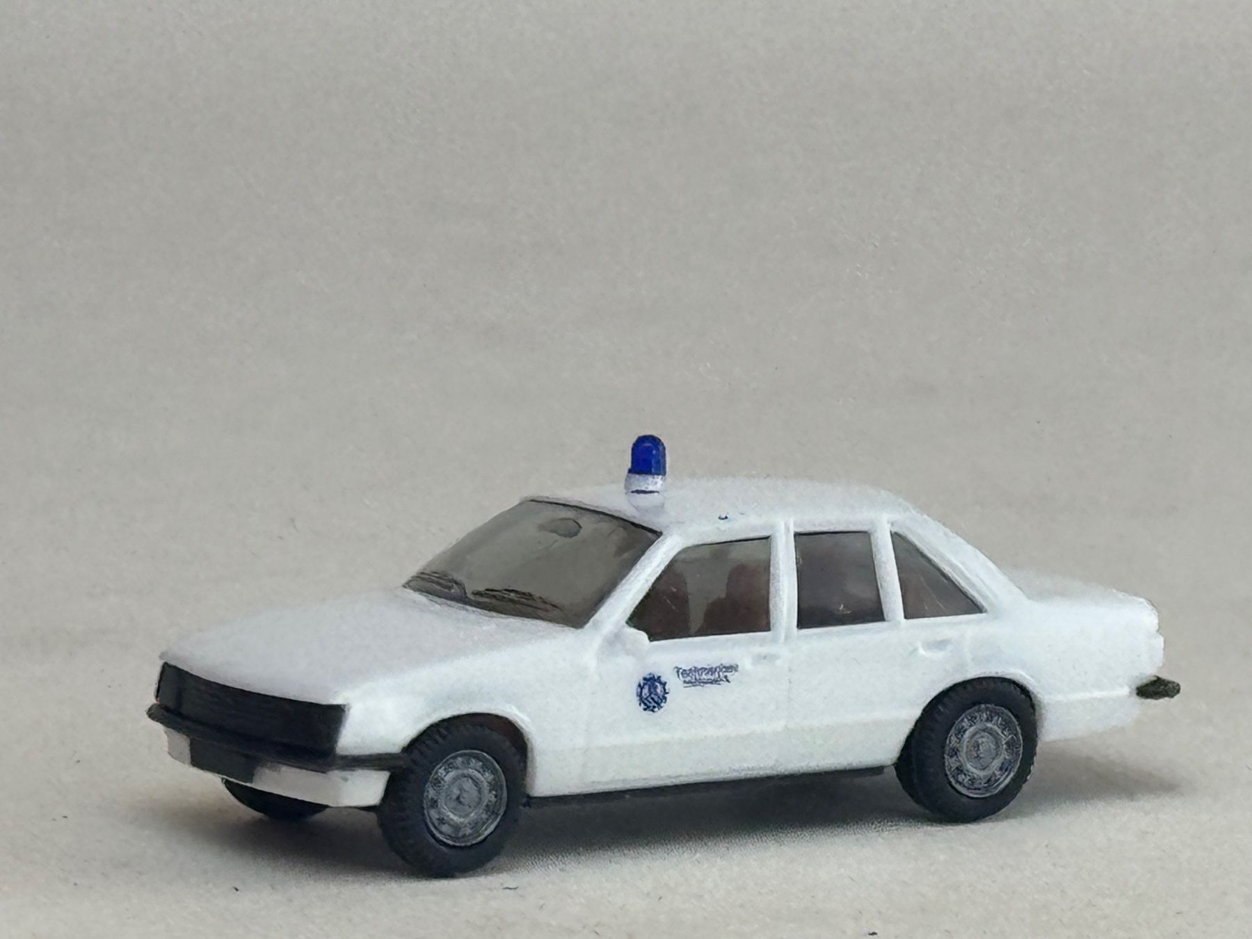 Herpa Voitures modèles: VE1- Herpa Opel Record THW – D'occasion à Elm par Wikmtz