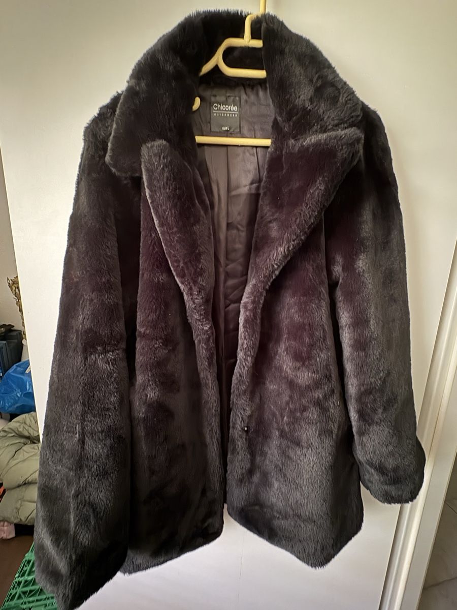 Manteaux: Manteau noir taille L – Neuf (Voir description) à La Chaux-de-Fonds par ver_yj87
