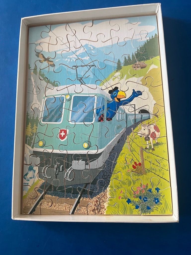 Puzzles: GLOBI PUZZLE MIT 45 HOLZ TEILE – Gebraucht aus Steinach von Momoco 1