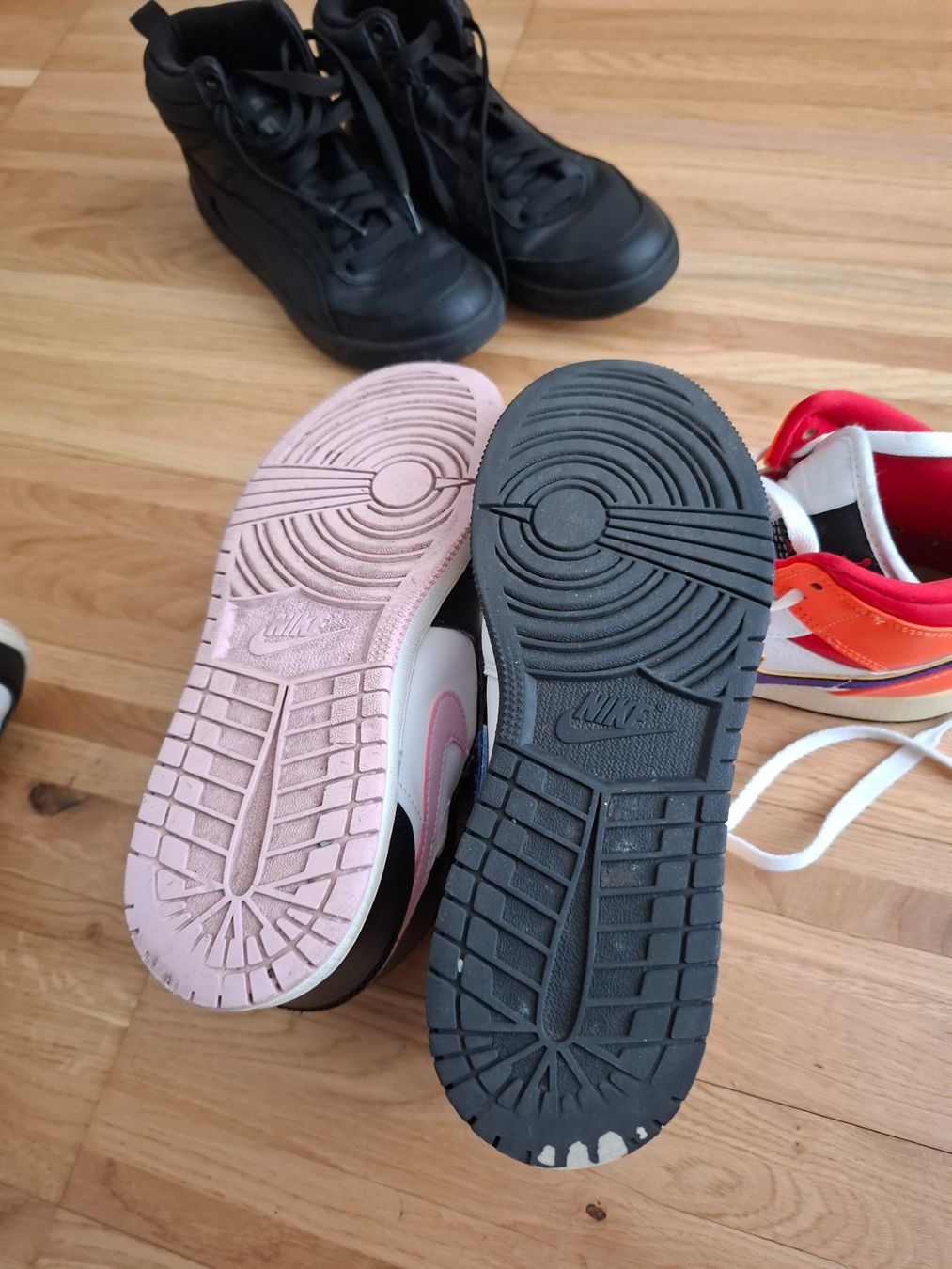Adidas Scarpe per ragazze: Mädchen Sneakers-Paket, Grösse 36-38, div. Marken – Usato da Zürich venduto da zhch15 4