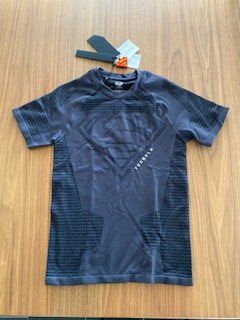 YoungLA schwarzes Sportshirt (Gr. M) (neu)