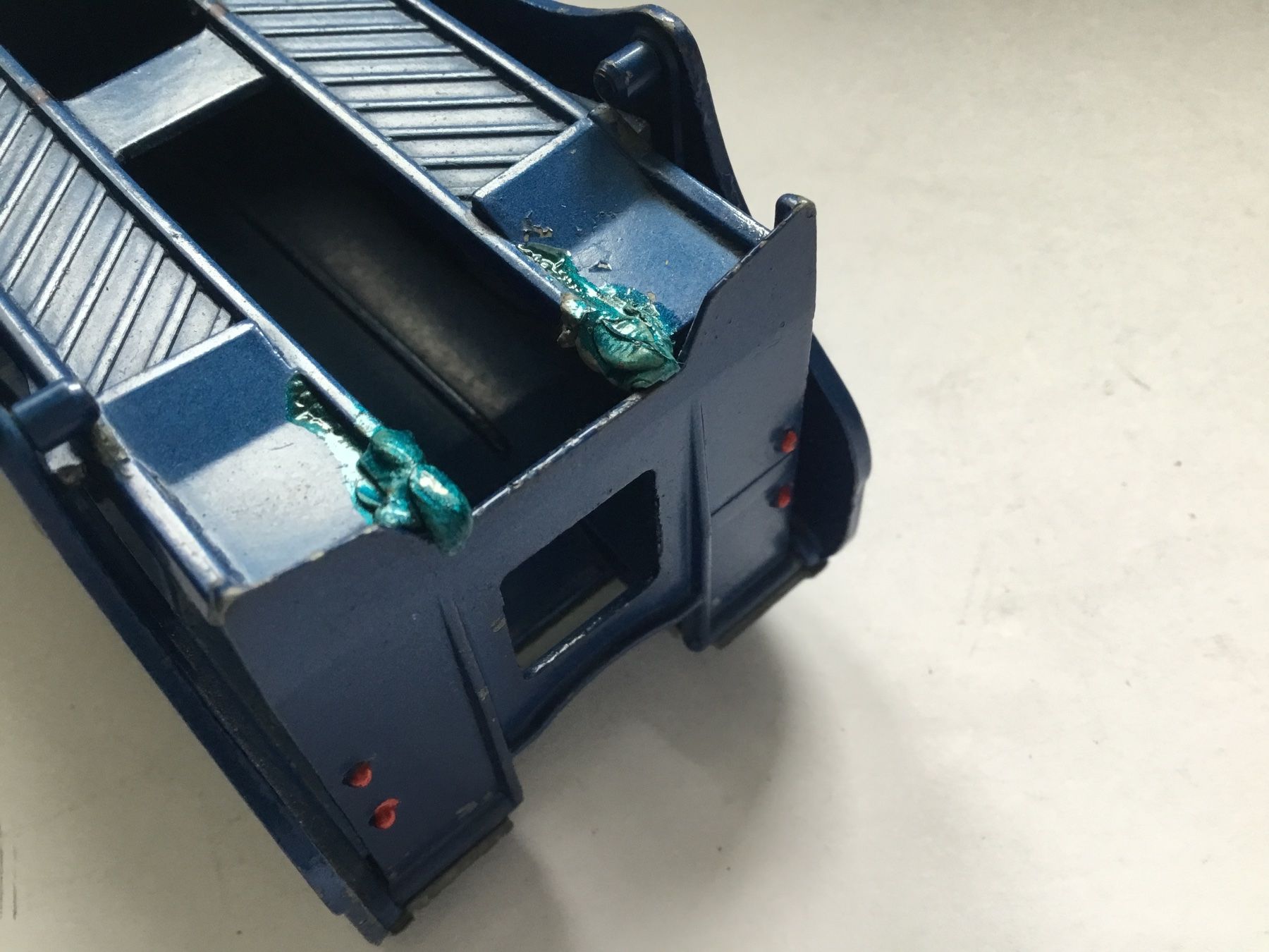 Corgi Toys Modellini d'auto: Ecurie Ecosse Transporter – Usato da Dänikon ZH venduto da didi1103 8