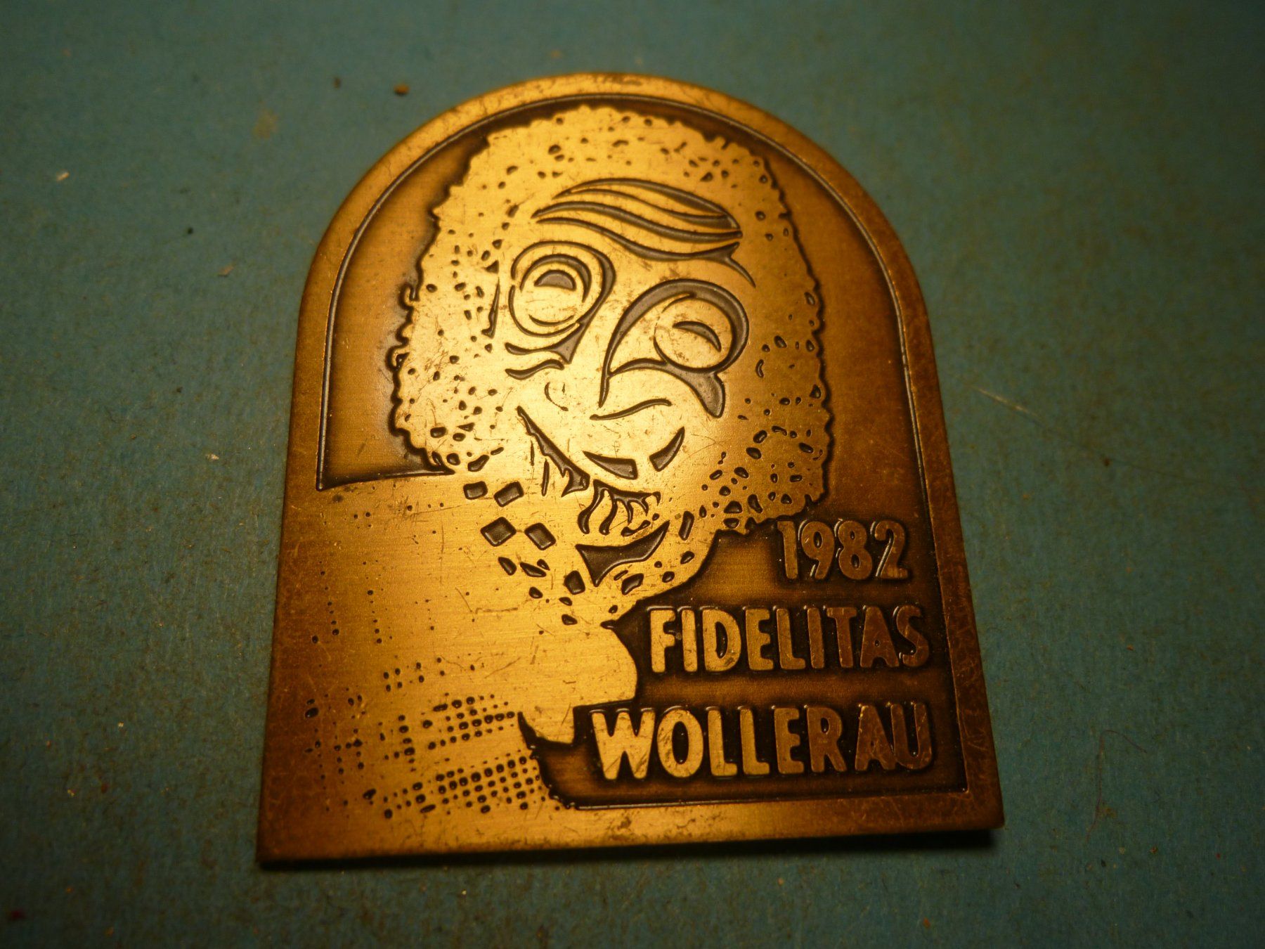 Plaketten & Abzeichen: WOLLERAU 1982 BRONZE – Gebraucht aus Ried (Muotathal) von Mandarin02