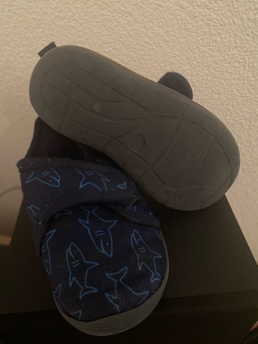 Schuhe für Jungen: Kinder Hausschuhe blau – Gebraucht aus Alberswil von PAMA1901