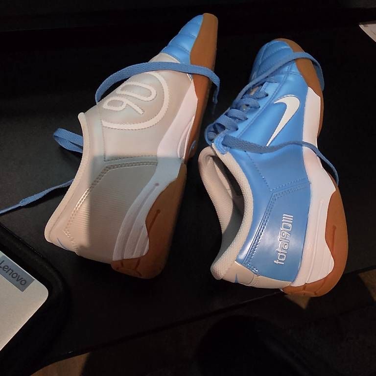Scarpe da uomo: Nike Total 90 NEU grösse 41 – Usato da Arbon venduto da ney_jjh9