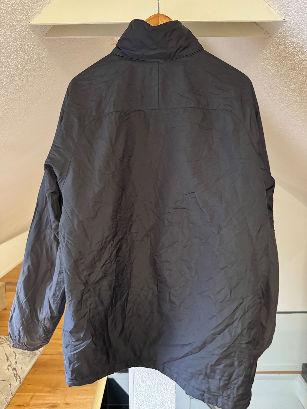 Nike Jacken: Vintage Nike Jacke – Gebraucht aus Schlieren von enbe5 2