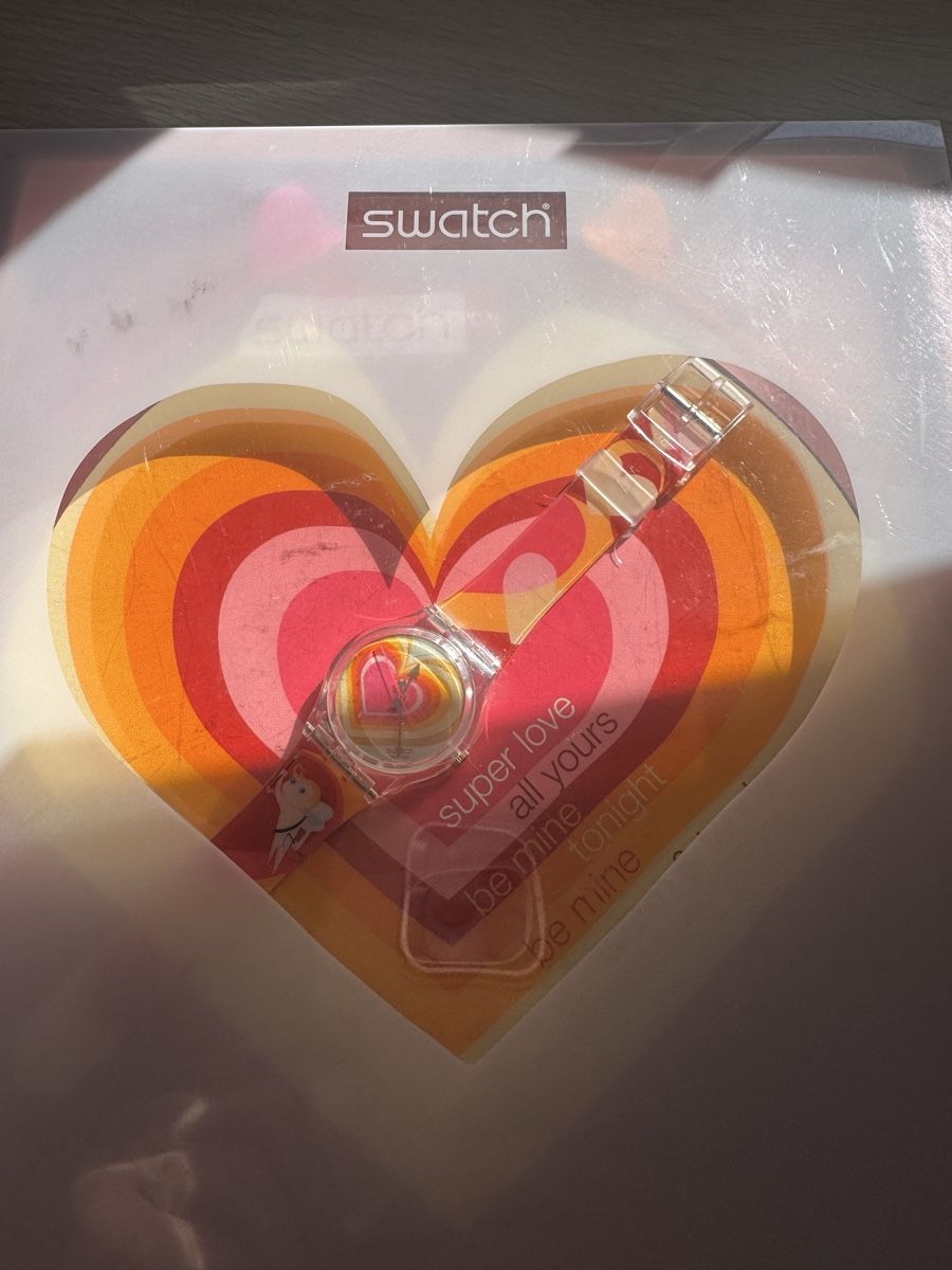 Swatch Orologi: Montre Swatch "Super Love", édition spéciale, neuve – Usato da Gilly venduto da simalu01