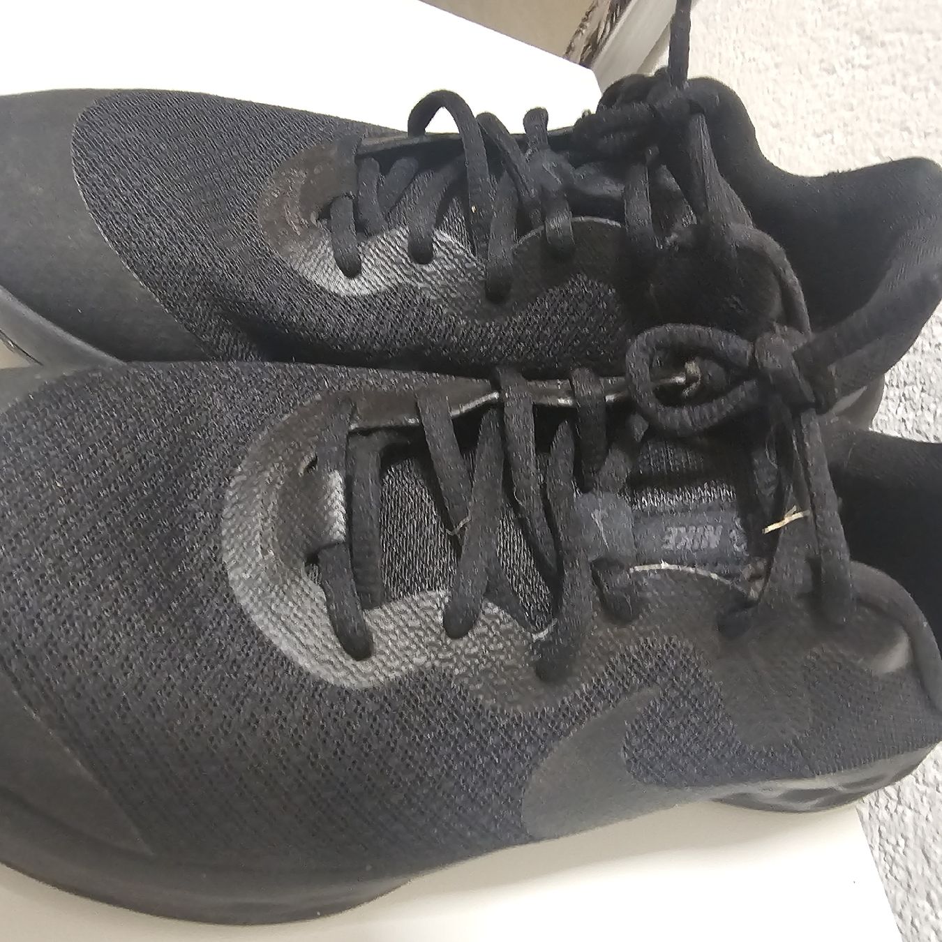 Nike Scarpe da uomo: Nike Revolution noir, taille 40 – Nuovo (secondo la descrizione) da Sornetan venduto da T.a333 2