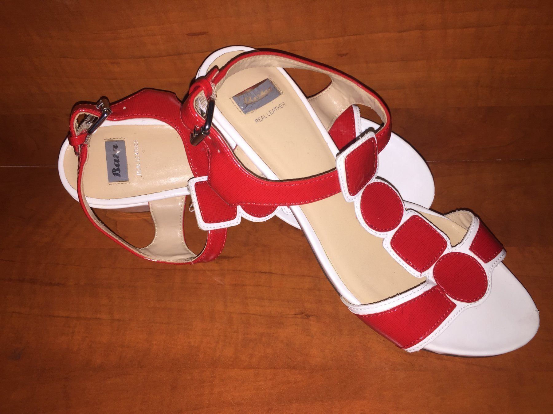 Damenschuhe: Sandales/Sandalen  BATA    Pointure/Nummer 36 – Gebraucht aus Cossonay-ville von Super-Price-Quality 1