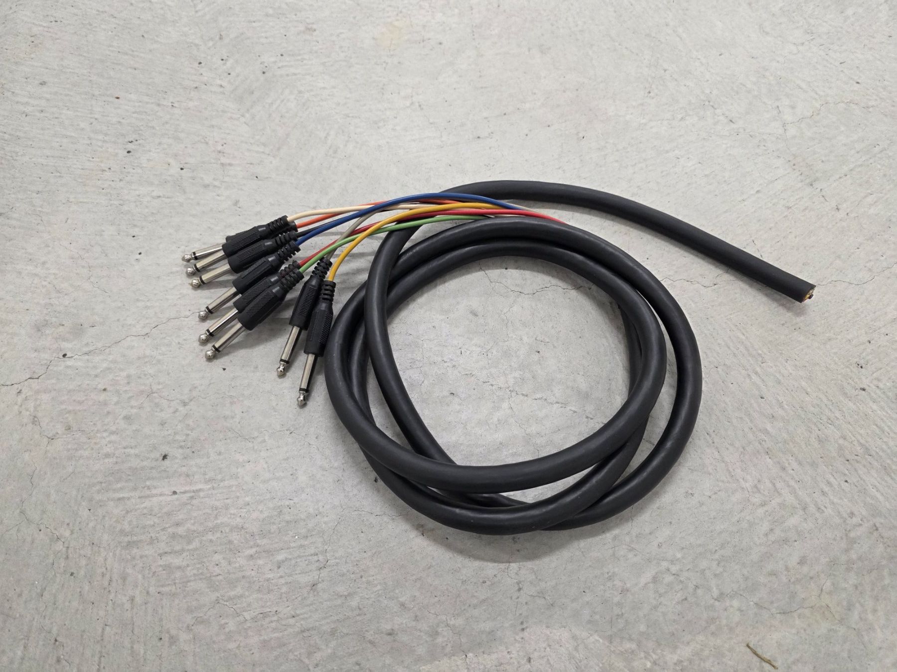 Cavi: Audio Cable 2m Multicore Unbalanced 8 Channels – Usato da Zürich venduto da 2JamMusic