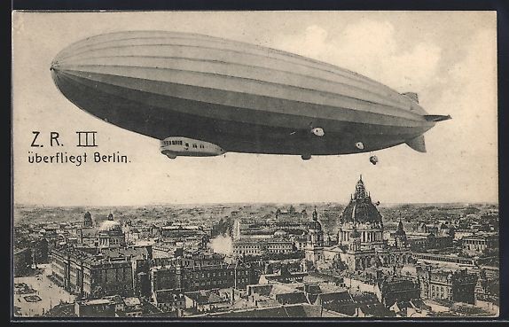 Photos & posters: Berlin, Luftschiff Zeppelin Z.R. III üb – D'occasion à Berlin par bartko-reher