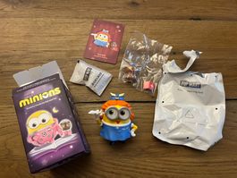 Pop Mart Minions Bedtime Stories Figur Airplane Safety