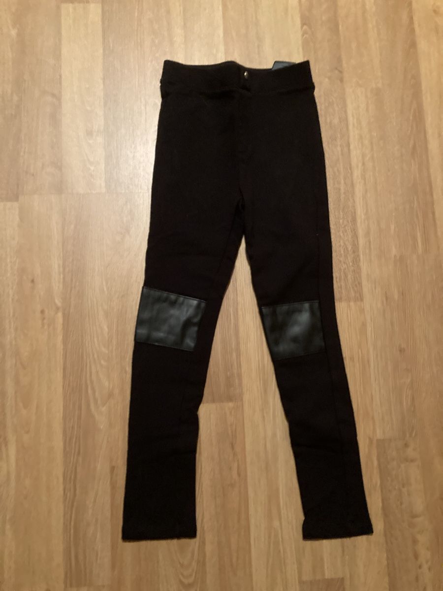 Pantalons: Mädchenhose Gr. 122 – D'occasion à Emmenbrücke par JJ_89
