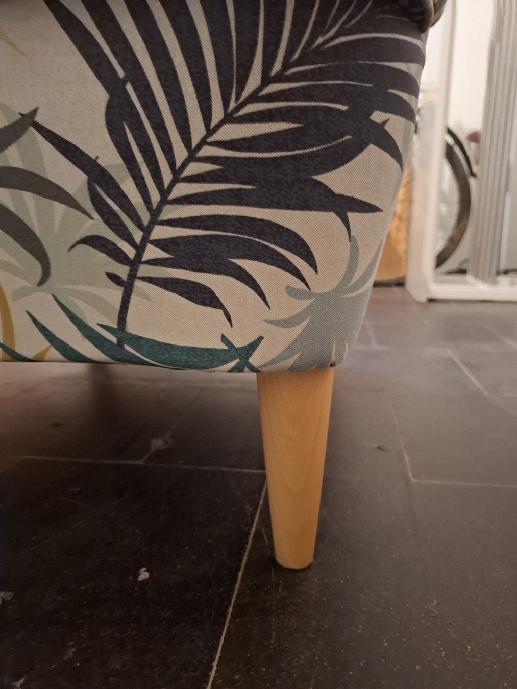 Ikea Sessel: Ohrensessel mit Hocker (IKEA) – Gebraucht aus Binningen von npr_6f96 4