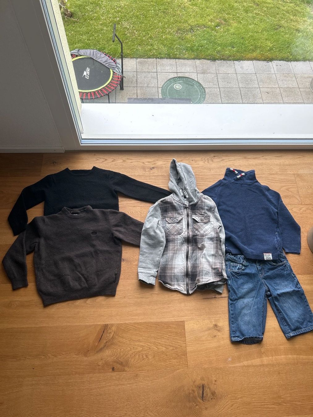 Lotti & Set di vestiti: Kleider – Usato da Kirchberg SG venduto da irirob