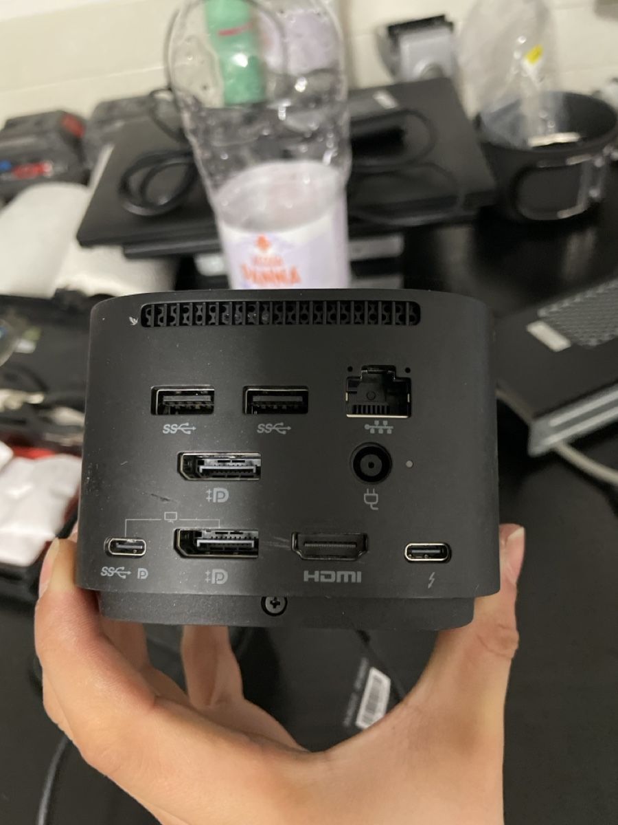 Hewlett Packard Docking station: HP Dockingstation ungetestet ab 1CHF – Difettoso da Abtwil sg venduto da Kueng.MultiOutlet 4