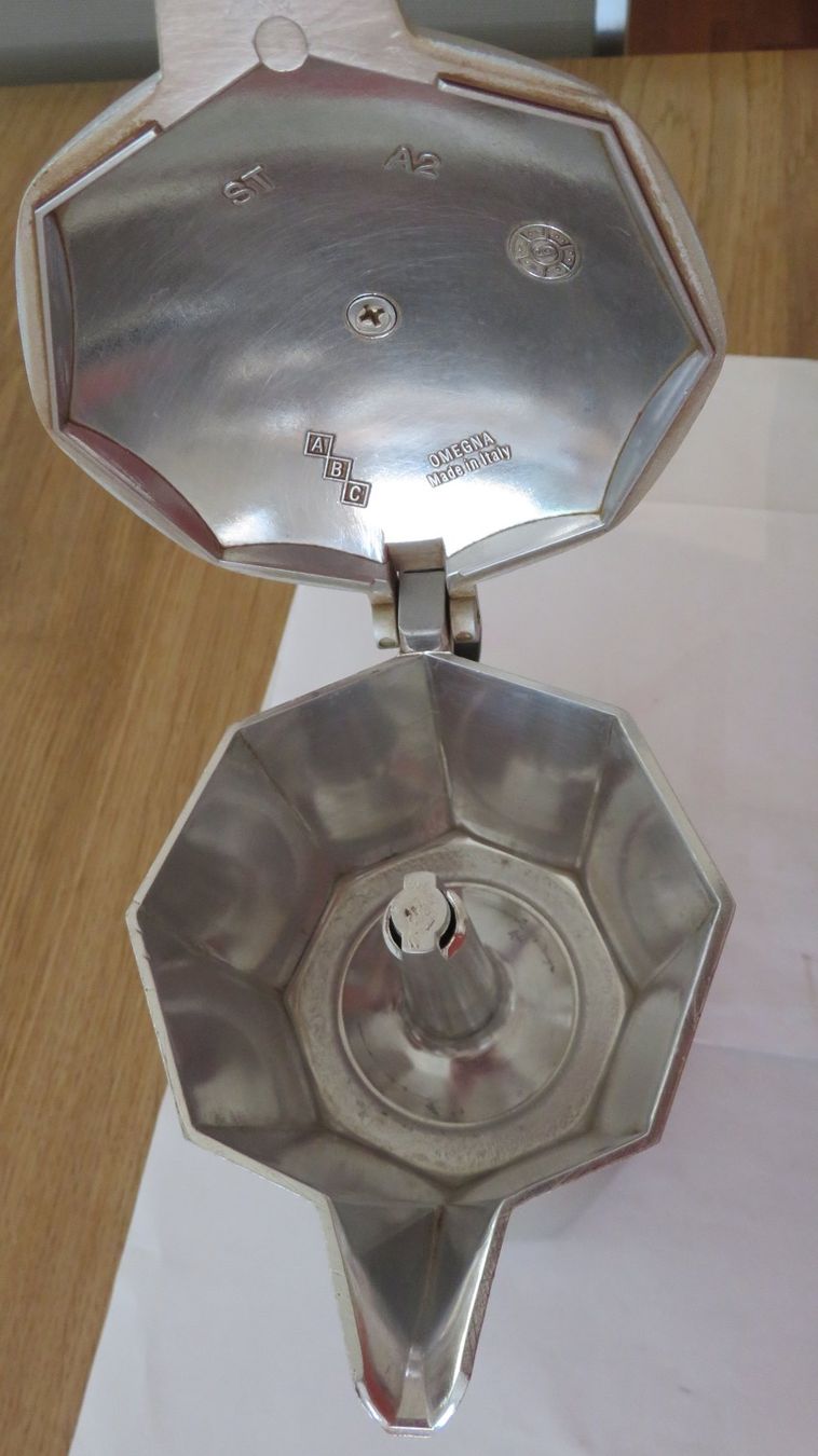 Bialetti Elettrodomestici da cucina: Espressekocher Bialetti retro Design 8 eckig Alu – Nuovo (secondo la descrizione) da Wetzikon ZH venduto da morda1954 4