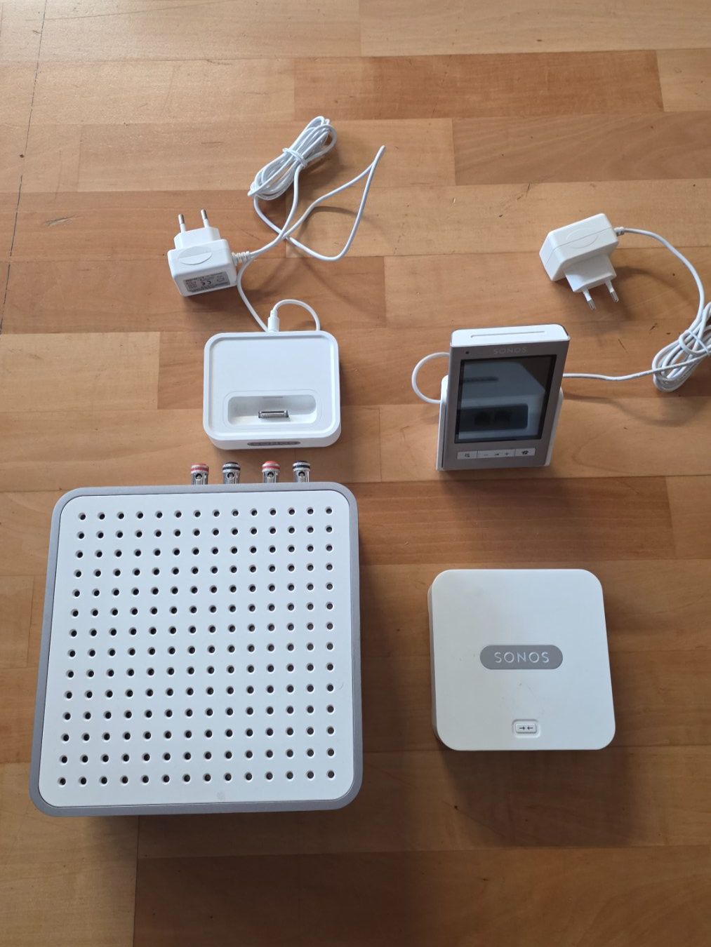 Sonos Amplificatori: Sonos Set – CONNECT:AMP + CR200 Controller + Ladestation – Usato da Malters venduto da mat_6102