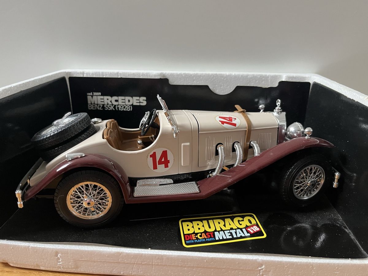 Bburago Modellautos: 2 Bburago Modellautos 1/18 – Gebraucht aus Grub SG von Oli7880 2