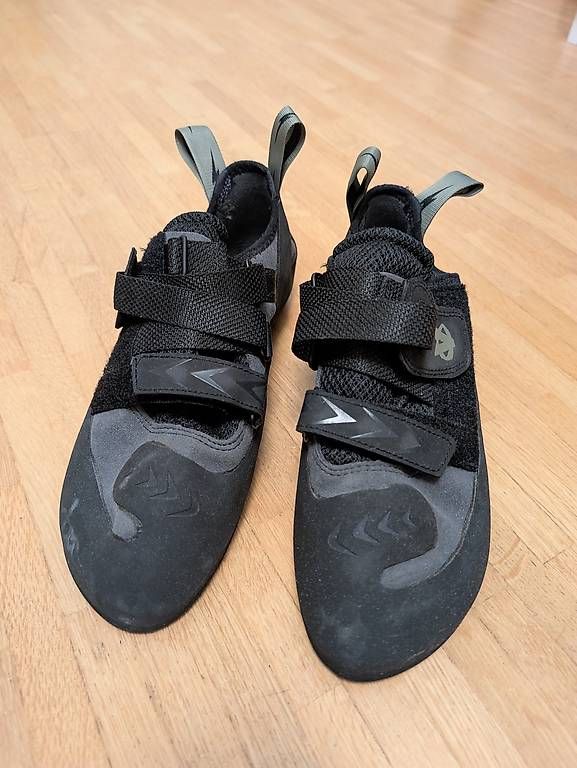 Scarpe da uomo: Kletterschuhe (Grösse 44) – Usato da Zürich venduto da phi_wb8h