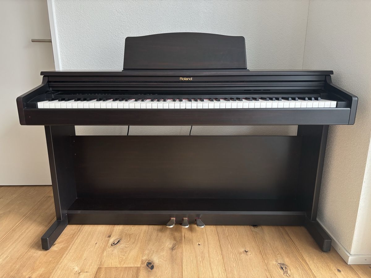Roland Musikinstrumente: Roland Digital Piano HP 237e – Gebraucht aus Einsiedeln von luk_z69w 4