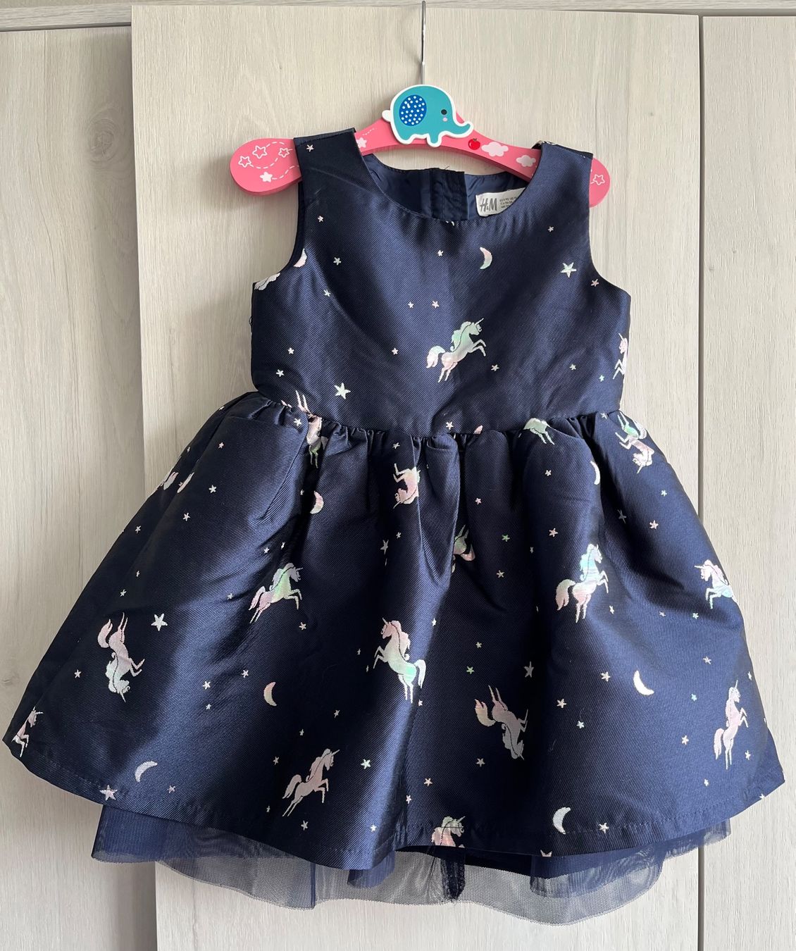 H&M Vestiti & Gonne: Mädchen Kleid blau Gr 92 mit Einhorn Motiv von H&M – Usato da Sisseln AG venduto da SaDy211