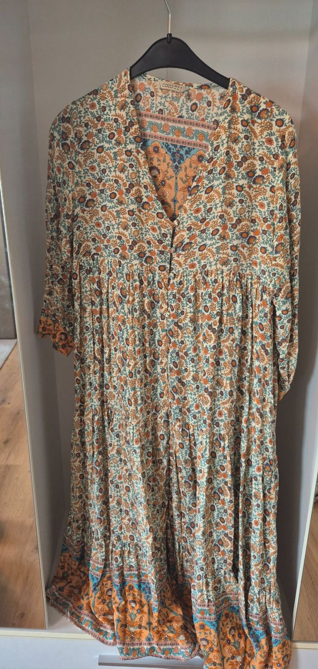 Boohoo Vestiti: Kleid Coco geblümt Boho Grösse M – Usato da Rapperswil SG venduto da Sunshine1117