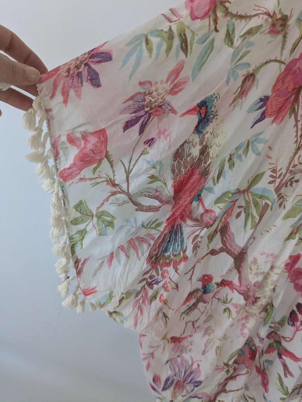 Kimonos: Leichter Kimono Blumenmuster mit Fransen, Baumwolle  – Gebraucht aus Rorschach von olg_5qq2 1