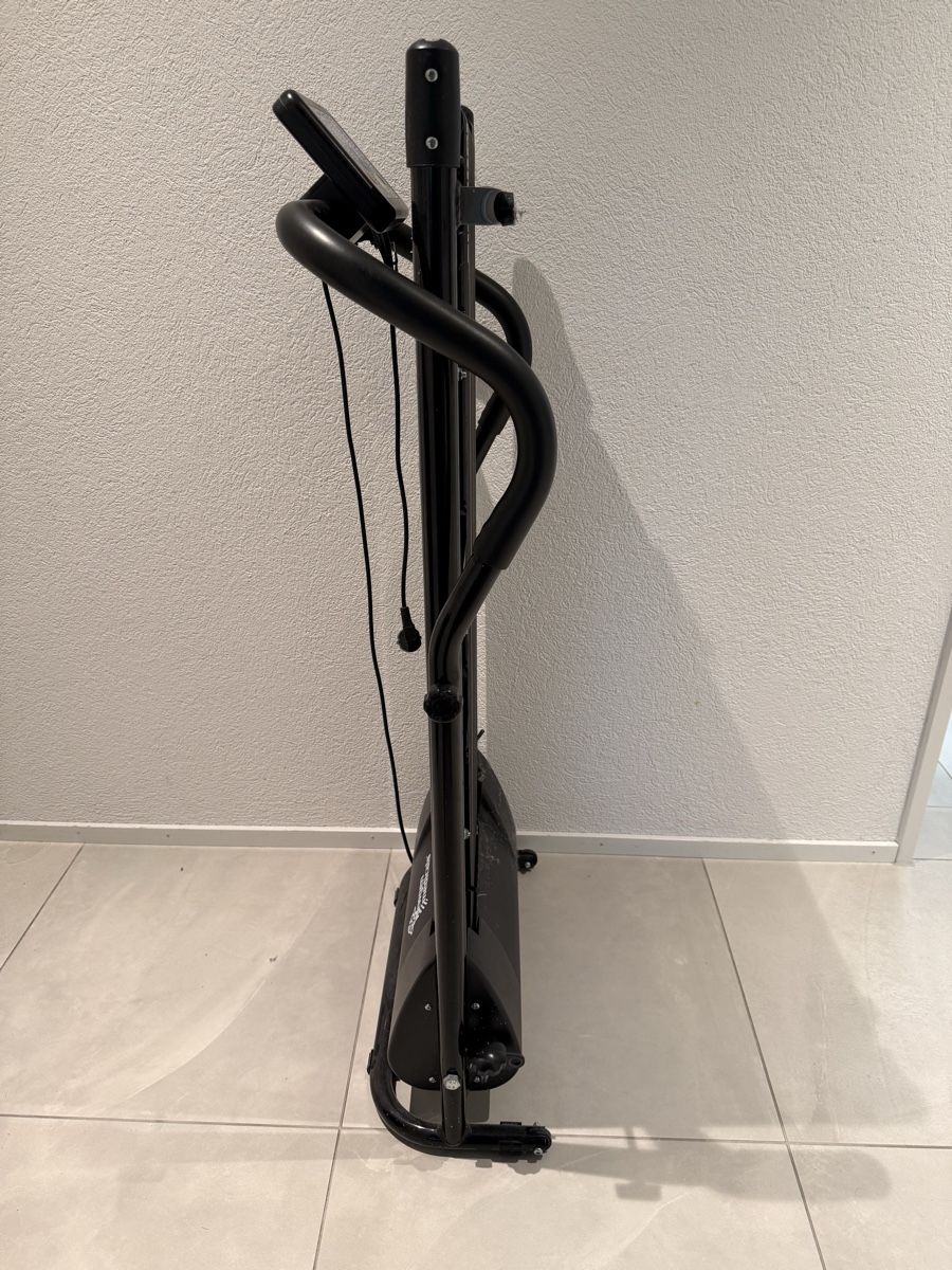 Hometrainer: Laufband gebraucht mit Display – Gebraucht aus Fehraltorf von Neshville 1