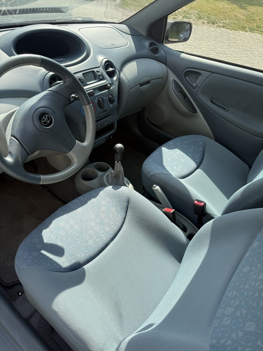 Toyota Automobili: Toyota Yaris 1.3 – Usato da Ittigen venduto da Elvis177 6