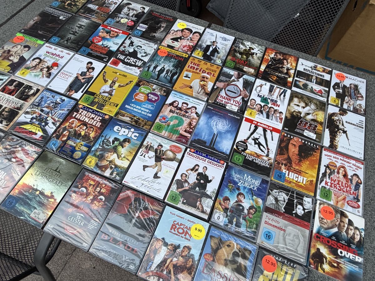 Tutti i DVDs: Originalverpackte DVD Filme Sammlung ca 48 Stk – Usato da Deitingen venduto da Himhip 5