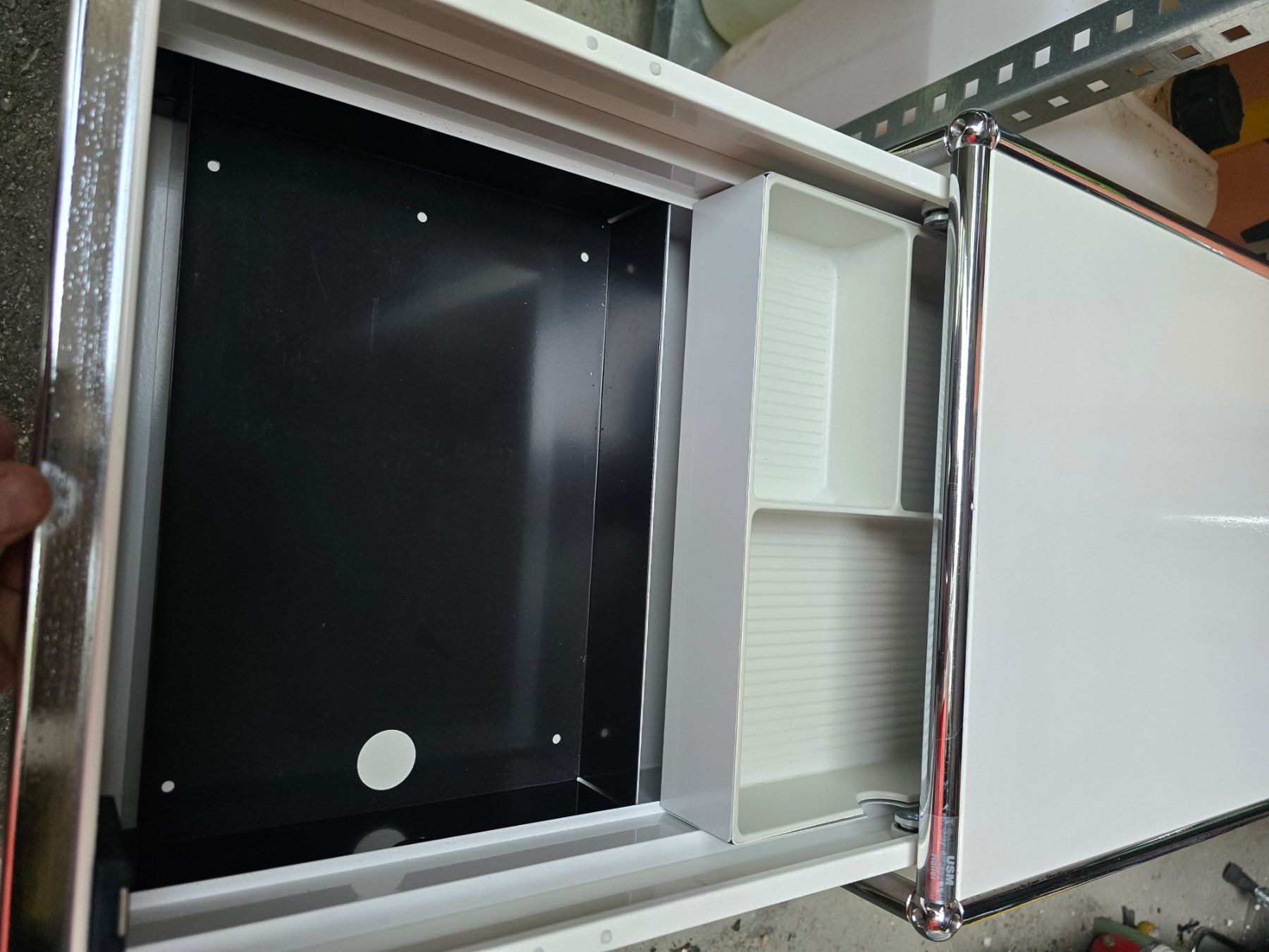 USM Korpus: USM Rollcontainer  weiss top Zustand – Gebraucht aus St gallen von bb_12 1
