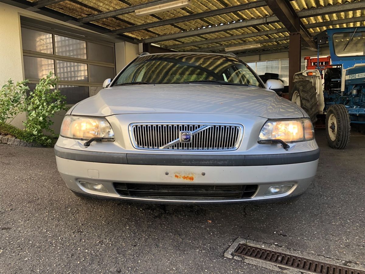 Volvo Automobili: Volvo V70 – Usato da Kleindöttingen venduto da eli_62yn 1