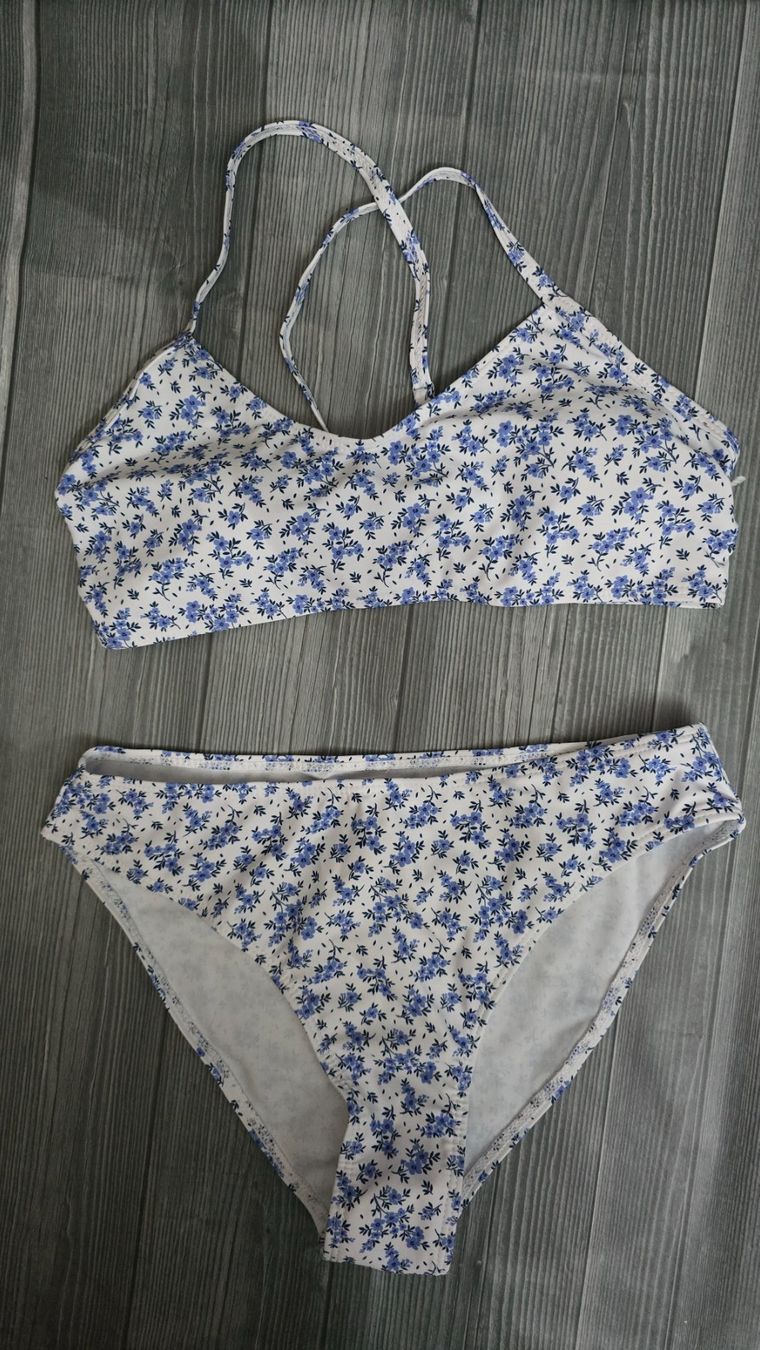 Costumi da bagno & Bikini: Bikini Set - M - Blumen-Print 👙 – Nuovo (secondo la descrizione) da Thalwil venduto da VitaMini